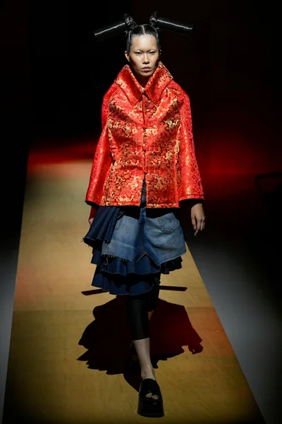 Look 35